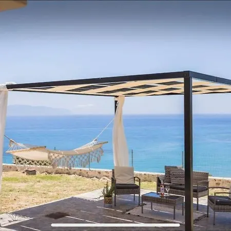 Vakantiehuis Kaminia Serenity House