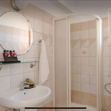 Kaminia Serenity House Hébergement de vacances Ratzaklíon