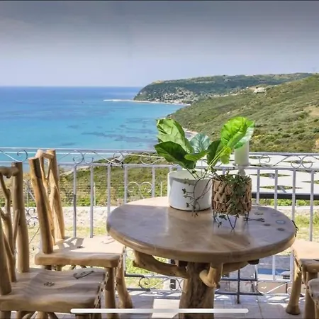Kaminia Serenity House * Ratzaklíon